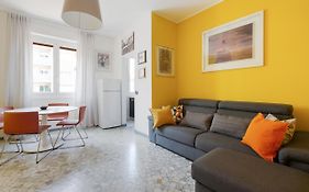 Apartment With Balcony - 50 M Far From M1 Pasteur