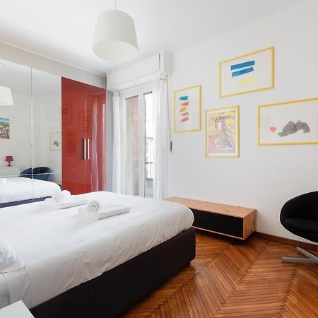 Apartment With Balcony - 50 M Far From M1 Pasteur Milano Esterno foto