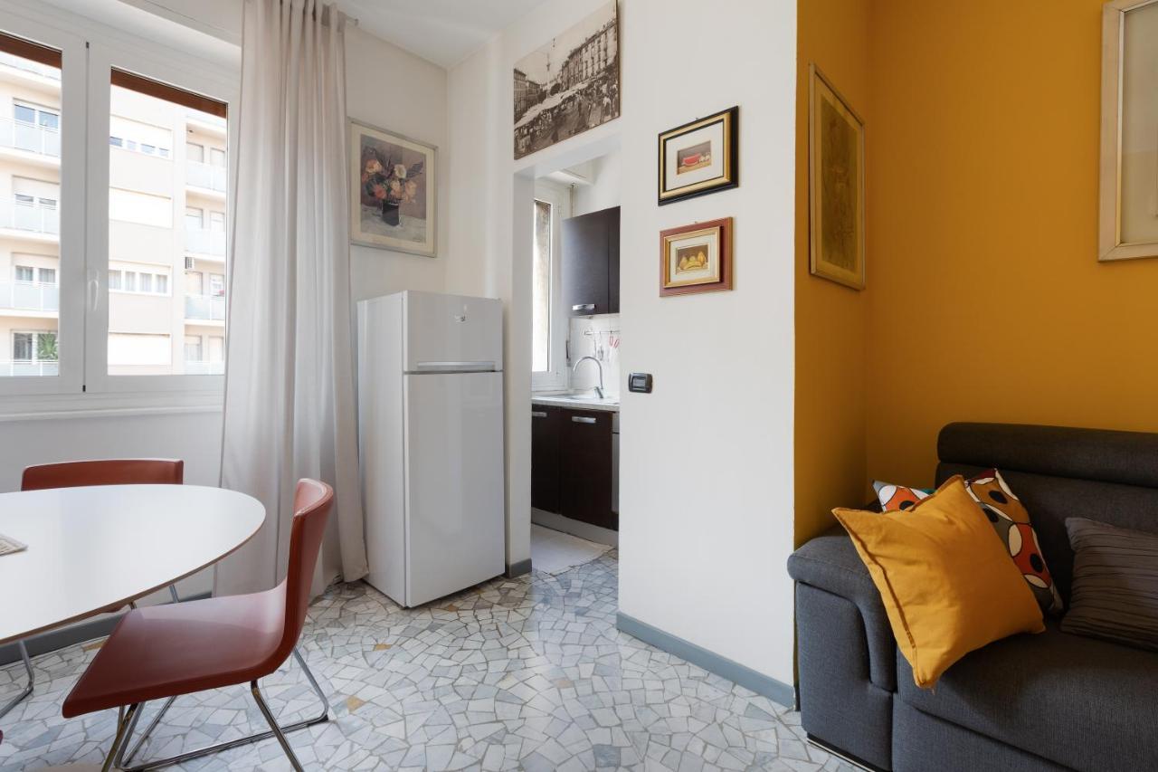 Apartment With Balcony - 50 M Far From M1 Pasteur Milano Esterno foto